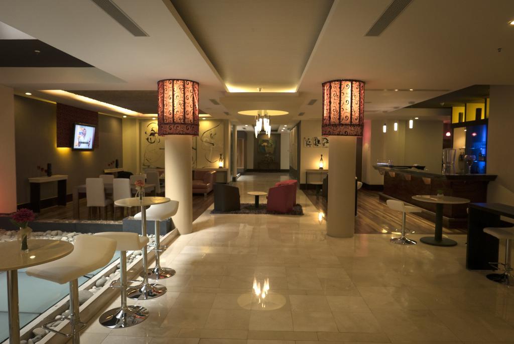 Torres Del Lago Suites And Apartments San José Esterno foto
