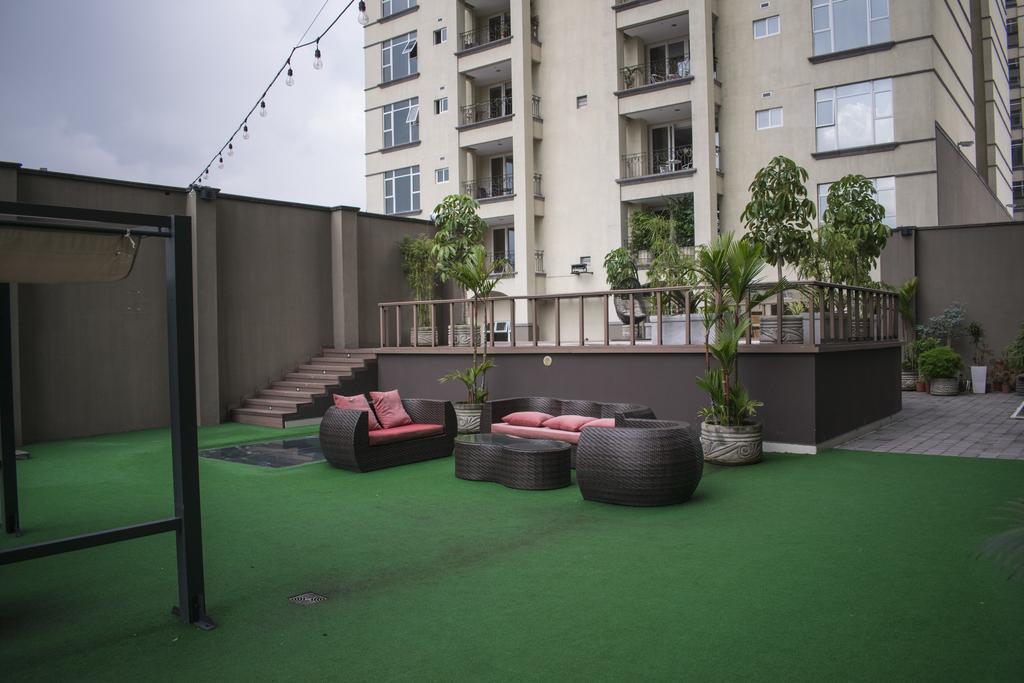 Torres Del Lago Suites And Apartments San José Esterno foto